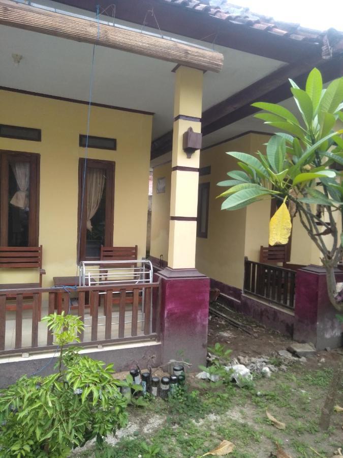 Family Bungalow Gili Meno Exteriör bild